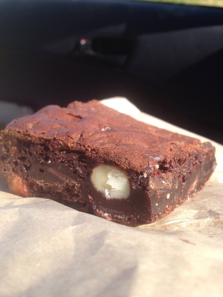 Gluten free brownie… pretty good taste and pretty good for the soul