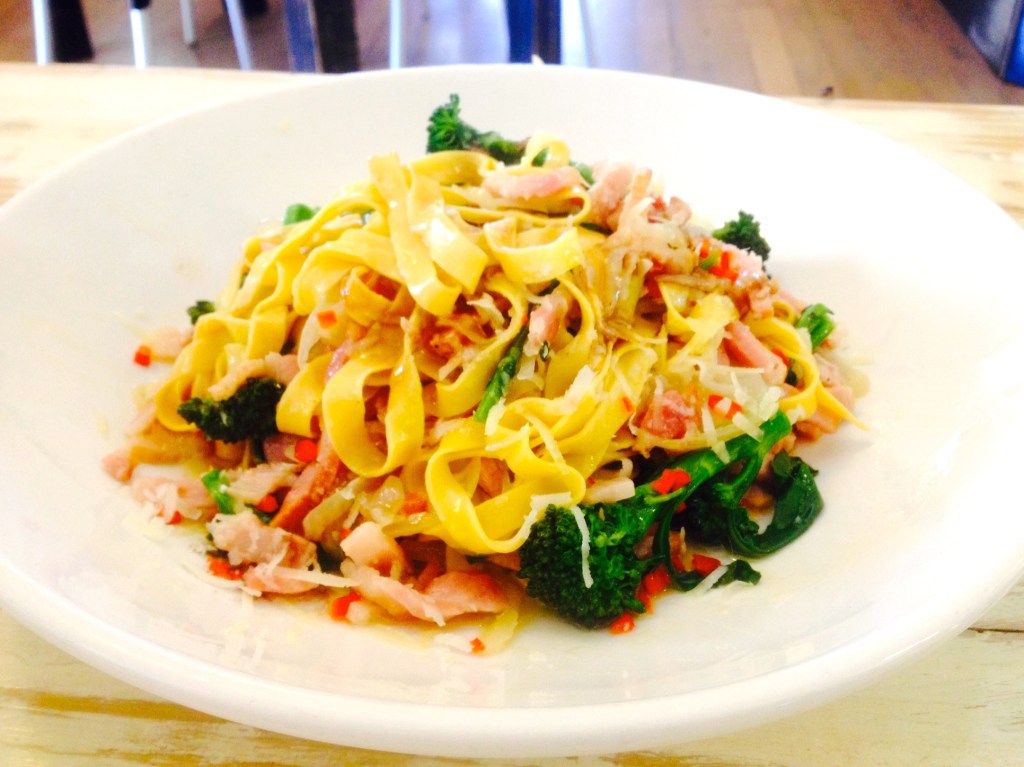 Eff yes. Home made egg yolk pasta with the goods