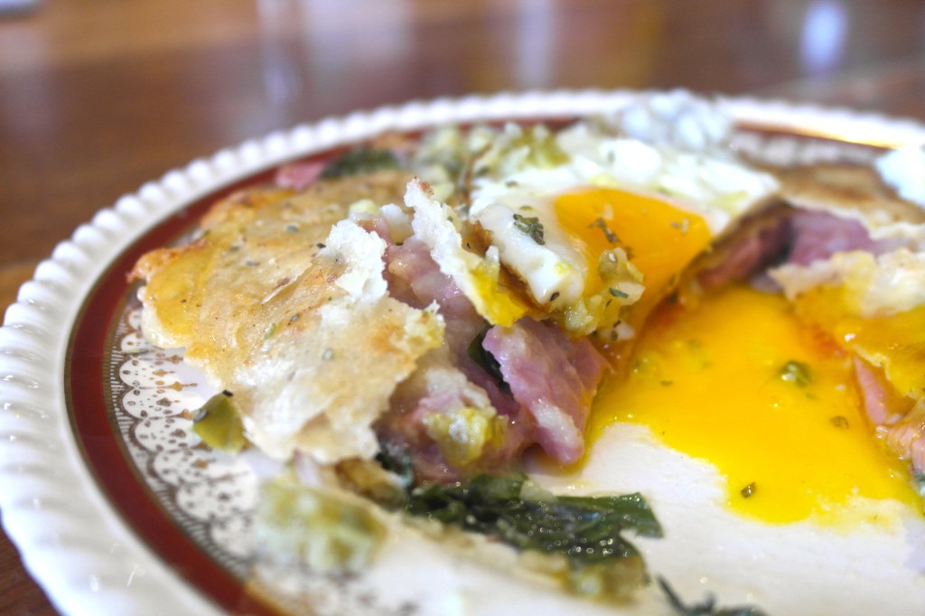 Now that may not be the prettiest looking thing in the world, but it was damn tasty