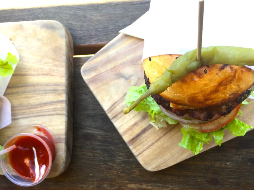 Look at that guindilla just begging me to get in there